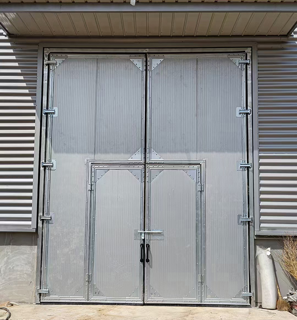 阿瓦提工业平开门