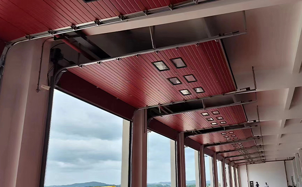 阿瓦提工业翻板门