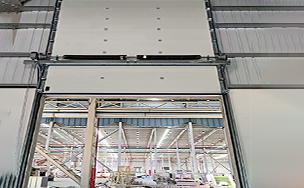 阿瓦提工业提升门