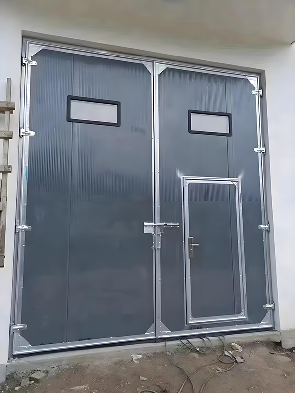 阿瓦提厂房保温门