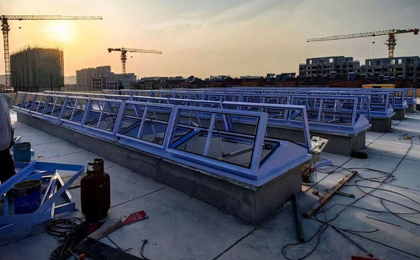 消防阿瓦提排烟窗怎么选择尺寸