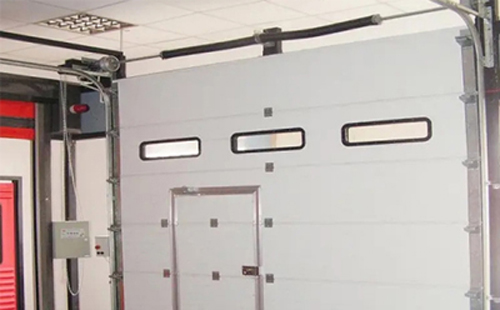 阿瓦提工业提升门的安装方法 阿瓦提工业提升门的安装方法