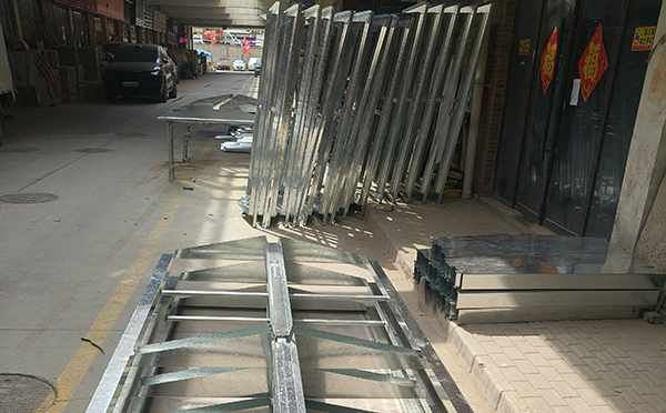 2025阿瓦提排烟窗维护周期与电动开启故障排查