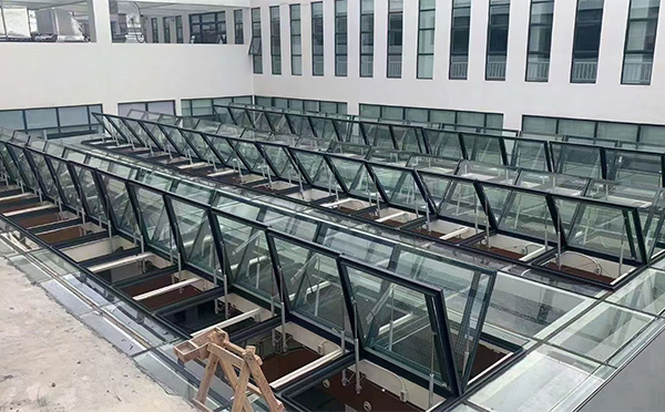 百安科技有限公司近期阿瓦提排烟窗项目案例分享